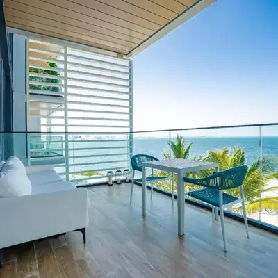 Nasma Luxury Stays - Gorgeous Waterfront Apt With Incredible Sea Views