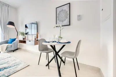 Gallery image of Nice And Comfortable Studio At Afnan 1 Impz in Dubai
