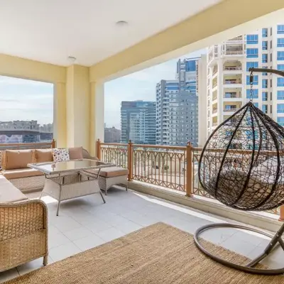Marina Residences 2BR: Seaside in Palm Jumeirah