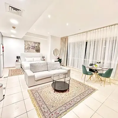 Lovely Newly Furnished Ocean View Studio in Royal Oceanic Tower