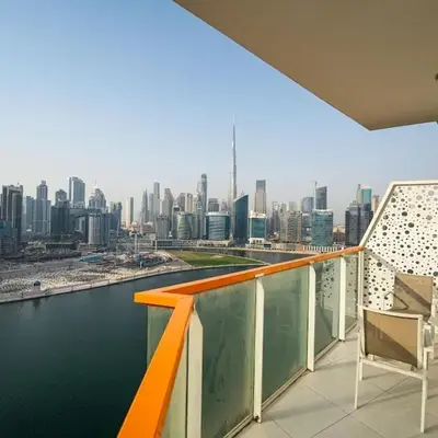 AWS Holiday Homes - Luxurious 2BR in Business Bay