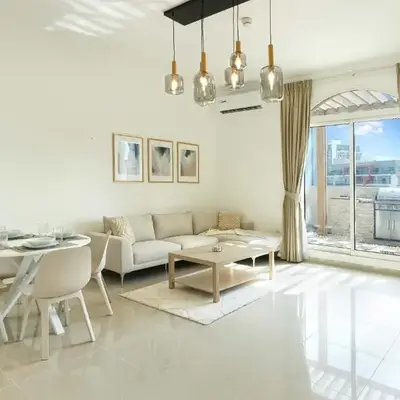 Plaza Residences - 2BR Apartment - Allsopp&Allsopp