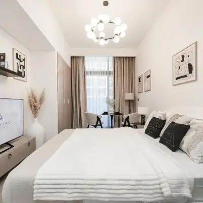 Modern studio in Azizi Riviera
