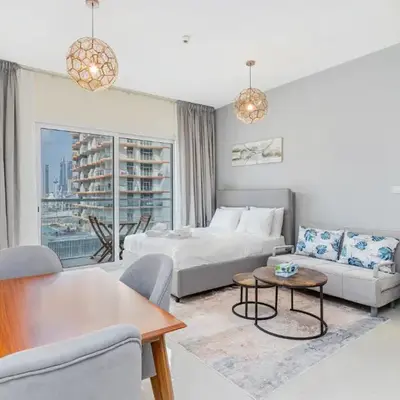 Studio with Balcony Skyline View Business Bay