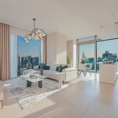 Luxe Living: Spacious Waterfront 2BR in Marina Gate