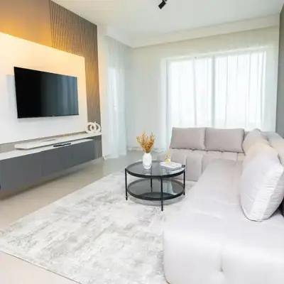 The Legend Fashionable 2 Bed Apartment in Downtown