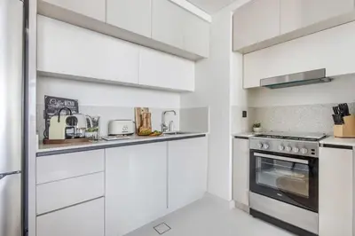 Gallery image of Frank Porter - Marina Vista T2 in Dubai
