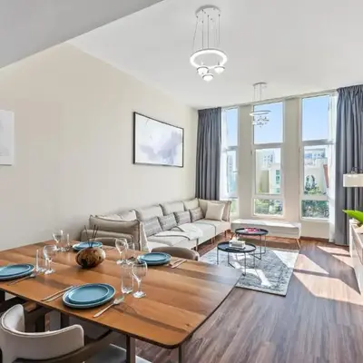 Luxury 1 Bedroom Apartment in Discovery Gardens