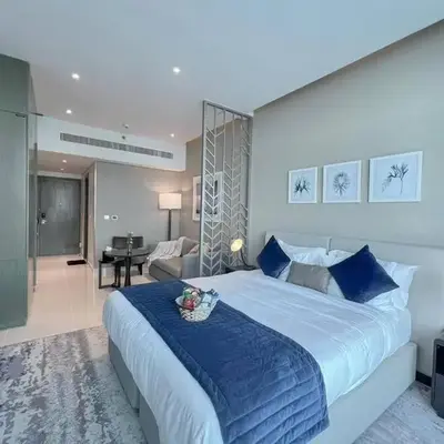 Deluxe Studio Business Bay - Canal View - Gym & Pool