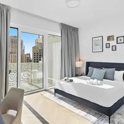 Elegant and Modern 1BR Apt in JBR with Beach Access