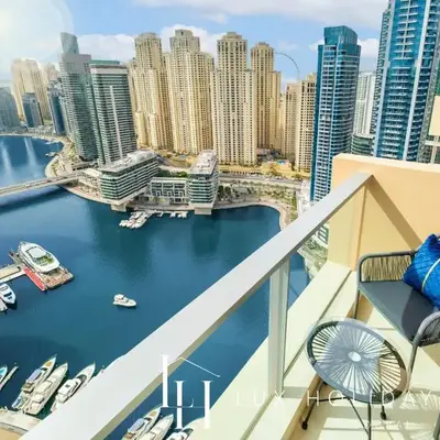 LUX The JW Marina Studio