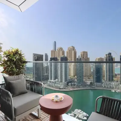 1BR Gem with Stunning Marina Views