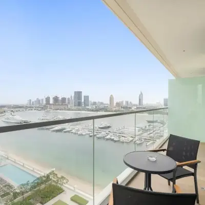 Silkhaus Tower with Private Beach and Skyline Views