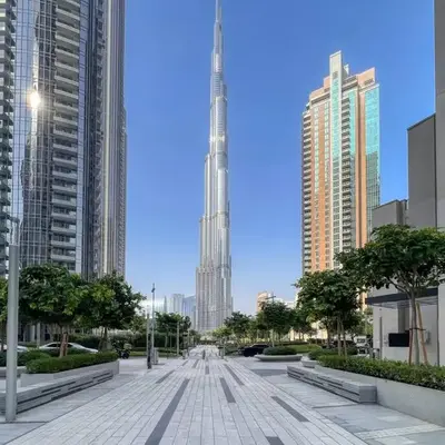Burj Khalifa Views Stylish 2BR Near Dubai Mall and Metro