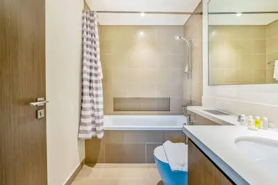 Gallery image of Stunning 1BR Apartment at Harbour Views Dubai Creek in Dubai