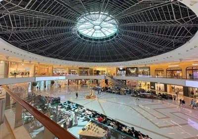 an overhead view of a shopping mall with a large ceiling at Dubai Marina Residences, Studio with Balcony Connected to Marina Mall in Dubai