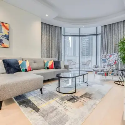 RH - Beautiful & Spacious furnished 01 BR