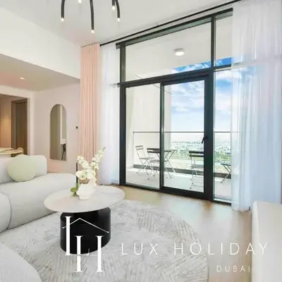 LUX The Dubai Hills Executive Suite