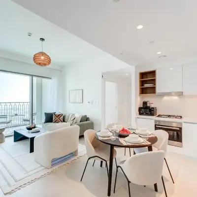 Silkhaus High Floor 1 BDR In The Heart of Downtown