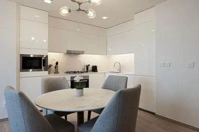 Gallery image of Cozy 2BR Retreat with Panoramic Dubai Creek Views in Dubai