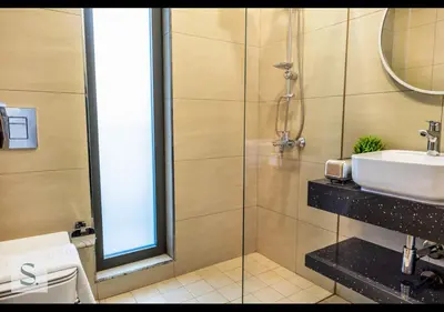 Gallery image of Elegant 2 BDR Apt, King and Single Beds in Dubai