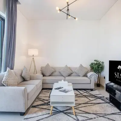 STAY BY LATINEM Luxury 1BR Holiday Home CVR A609 near Burj Khalifa