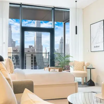 Cozy Central Home with Full Burj View