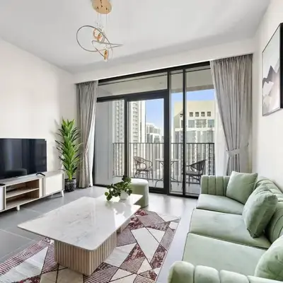 Stylish 1 Bedroom High Floor in Creek Edge