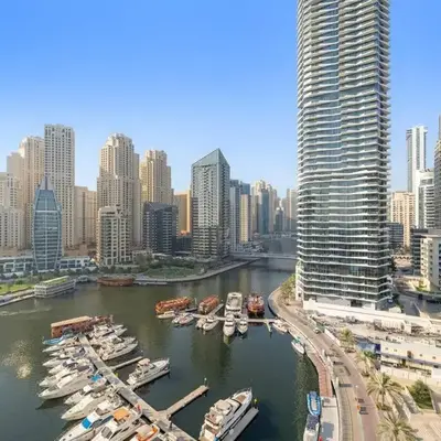 Marina-View 1BR Escape Walk to Dining & Landmarks