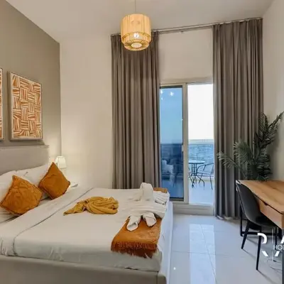 Rare Holiday Homes - Dubai Sports City - Elite Residence - R1303