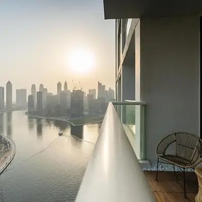 Oraya - Upgraded 2BR In Prive Maison