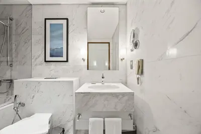 Gallery image of Snug Studio in Dubai Mall Steps From Burj Khalifa in Dubai