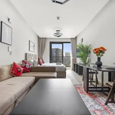 Spacious Studio In Prime Location