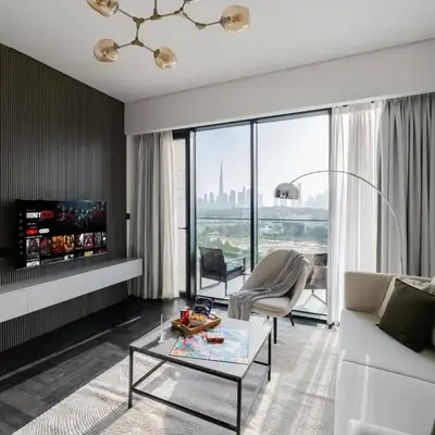 Stylish 1BR with Dubai Skyline & Burj Khalifa View