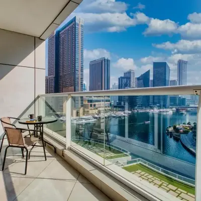 ShoresInn - Mesmerizing Waterfront in Dubai Marina