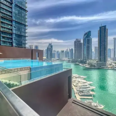 Dubai Marina 1BR with Pool Near Shops & Restaurants