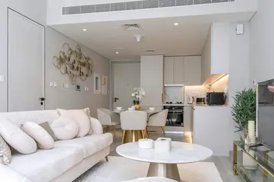 Gallery image of Brand New 1 Bedroom with Marina Canal View in Dubai