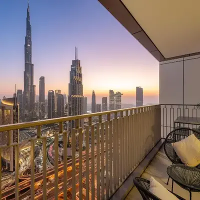 4BR with Spacious Balcony & Stunning Burj Khalifa Views