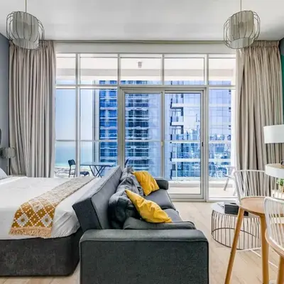 Knokey Dubai Marina Comfortable Apartments with Pool and Gym