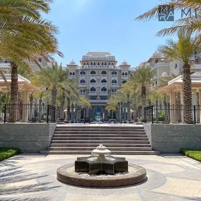 Mira Holiday Homes - Spacious 2 bedroom with patio in Palm Jumeirah
