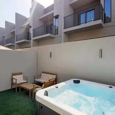 Mag Eye Townhouse - 2BR & M Room Townhouse - Allsopp & Allsopp