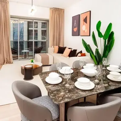 Prime retreats - steps to Grosvenor Hotel