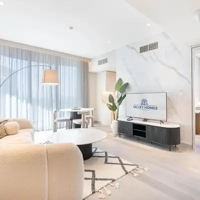 Central Luxe Marina Home with Roof Top Pool