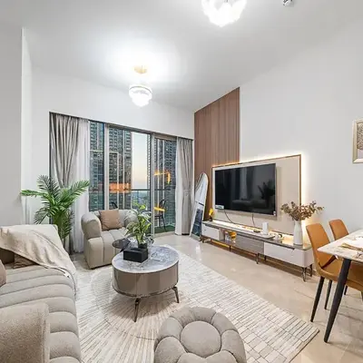 Luxury Home with City Views Near Dubai Mall 196GR-1