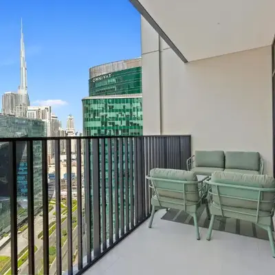 Stunning 1 bedroom Apartment w Burj Khalifa View