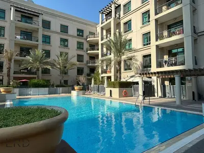 Gallery image of Private Garden Lake Views Fully Furnished in Dubai