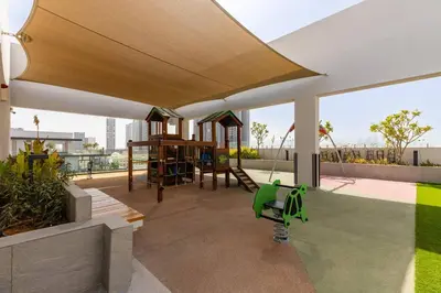 Gallery image of Waves - Ideal Dubai Retreat, Elegant Studio in Oxford 212 in Dubai