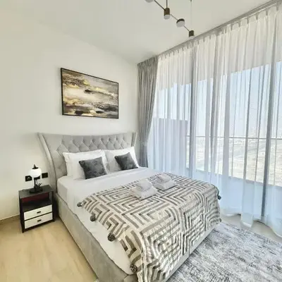 Sleek 1br In Jvc Free Parking Pool & Balcony