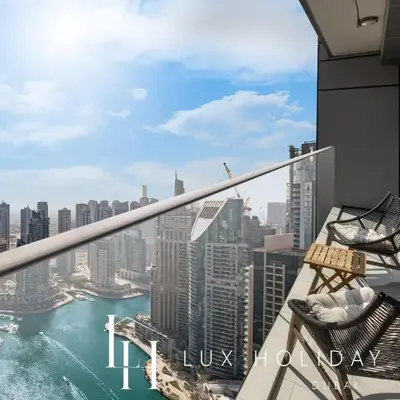 LUX Lavish Suite with Full Marina View 4
