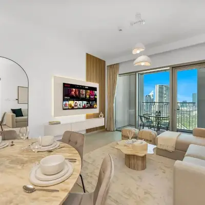 Blissful Stays - Luxury Two Bedroom Apartment at Downtown Views II- 5 min walk to Dubai Mall